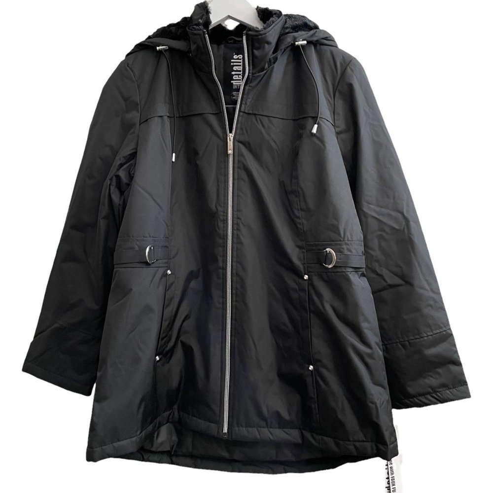 d.e.t.a.i.l.s INTL Jacket in L